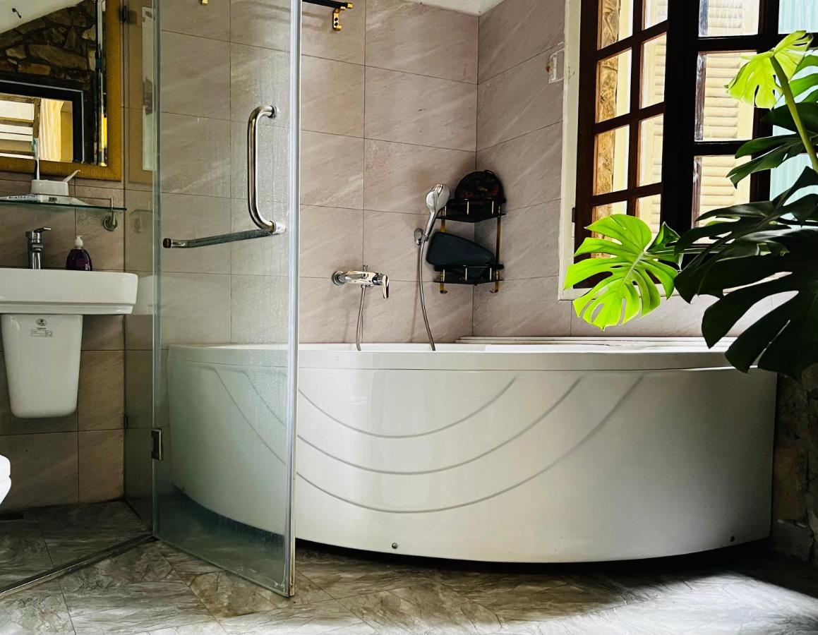 The First Ba Trieu Ha Noi Bed & Breakfast Hanoi Exterior photo